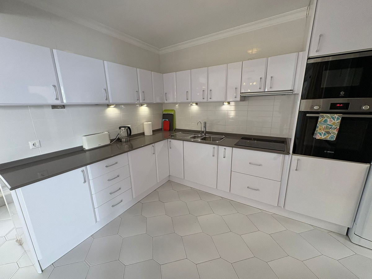 Se vende Pareada de 3 dormitorios en Costa Del Sol, Málaga, España