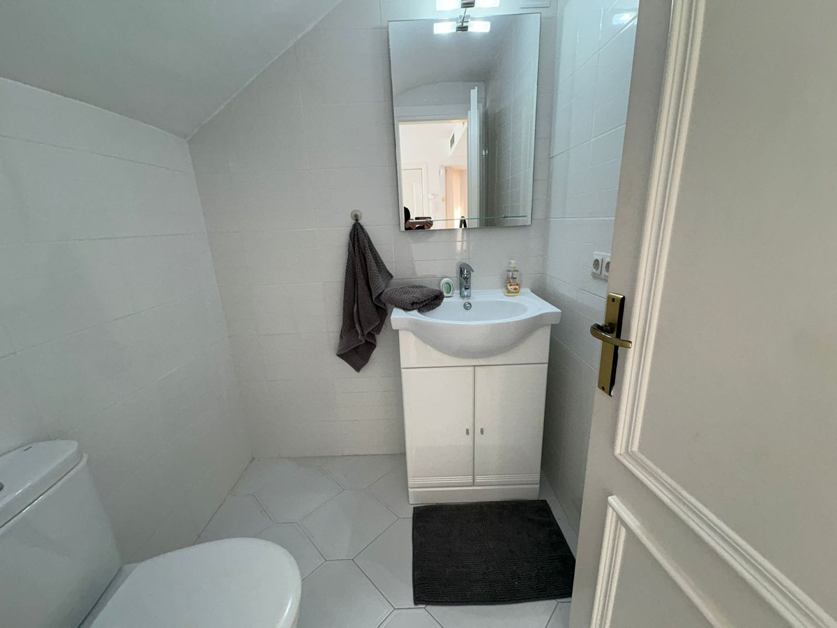 Se vende Pareada de 3 dormitorios en Costa Del Sol, Málaga, España