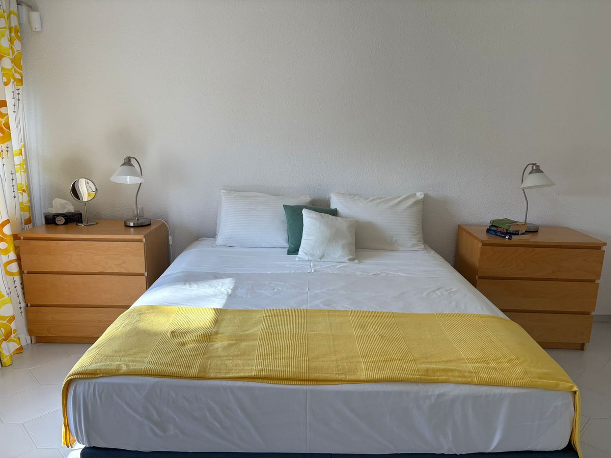 Se vende Pareada de 3 dormitorios en Costa Del Sol, Málaga, España