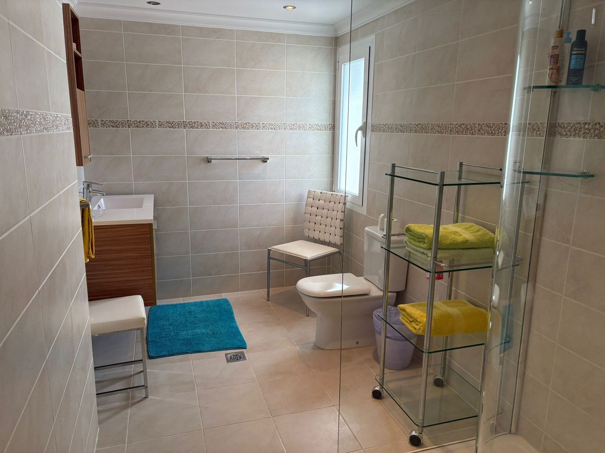 Se vende Pareada de 3 dormitorios en Costa Del Sol, Málaga, España