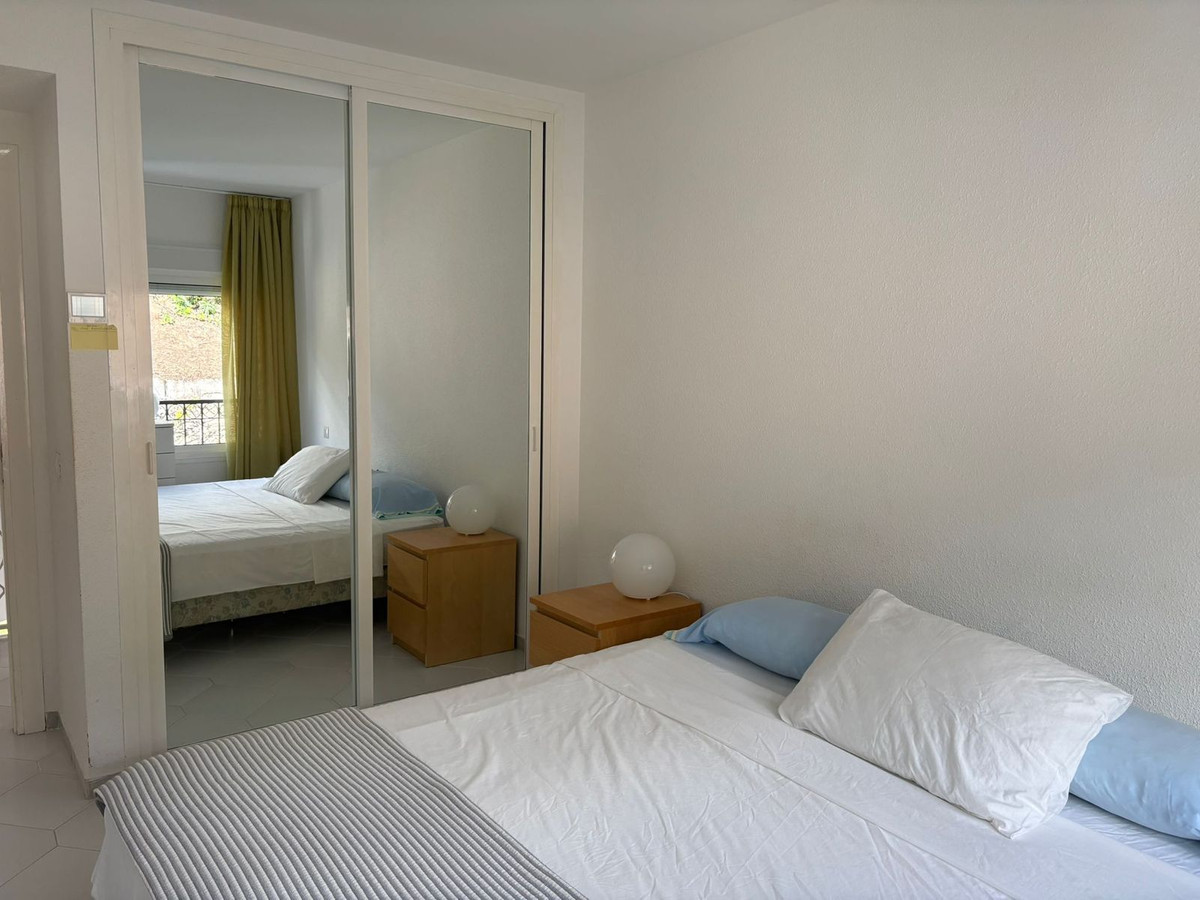 Se vende Pareada de 3 dormitorios en Costa Del Sol, Málaga, España
