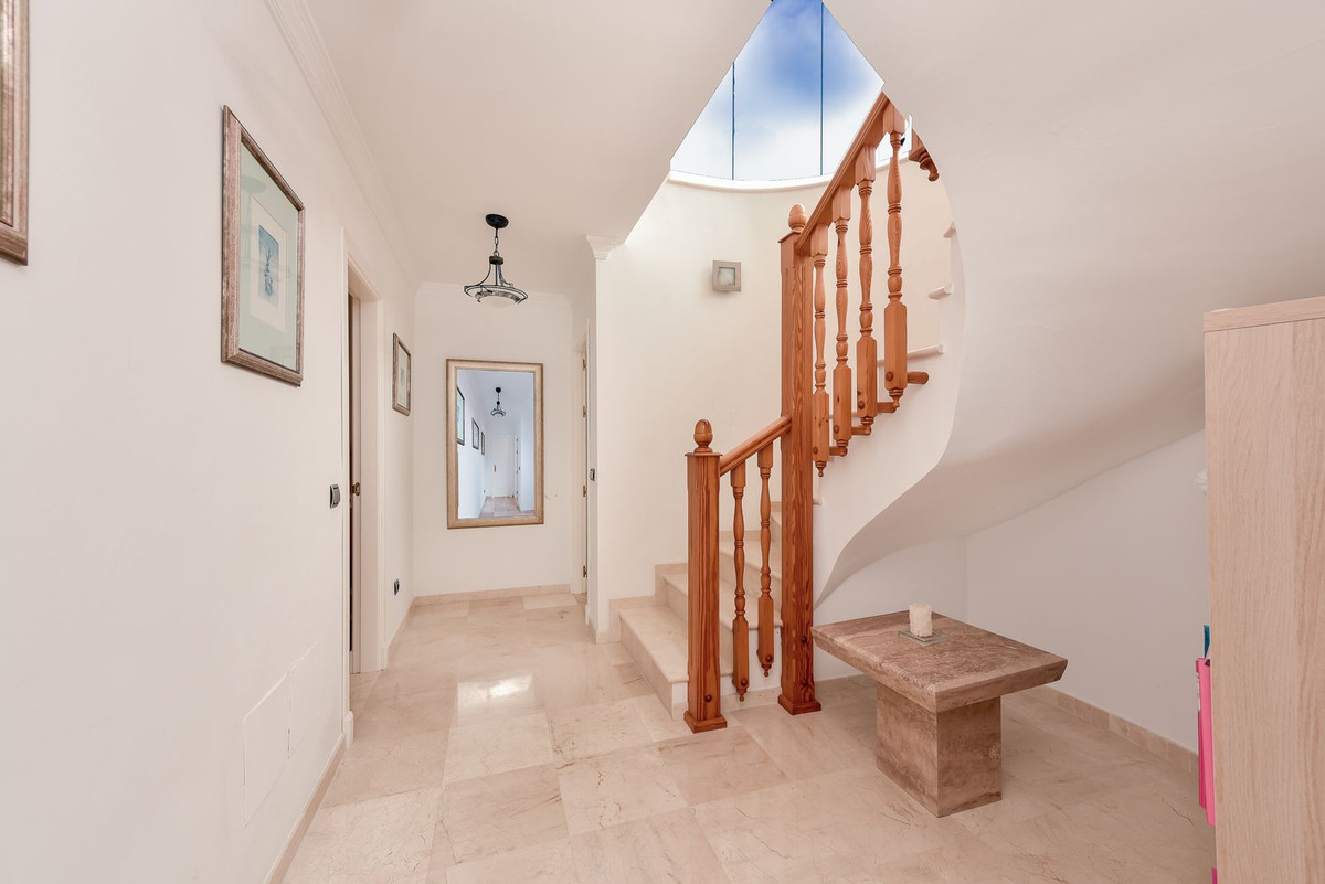 Se vende Villa - Chalet de 3 dormitorios en Costa Del Sol, Málaga, España