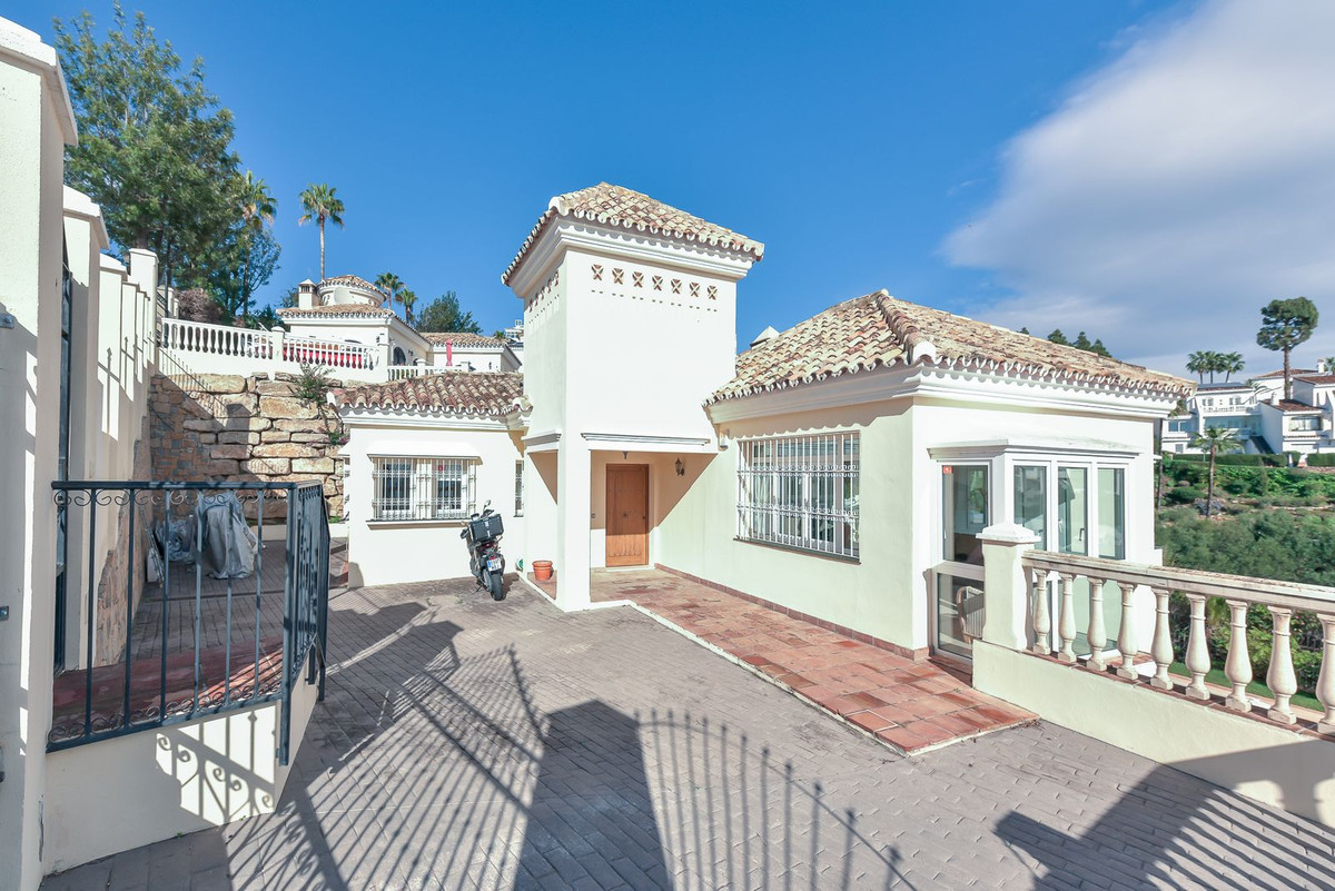 Se vende Villa - Chalet de 3 dormitorios en Costa Del Sol, Málaga, España