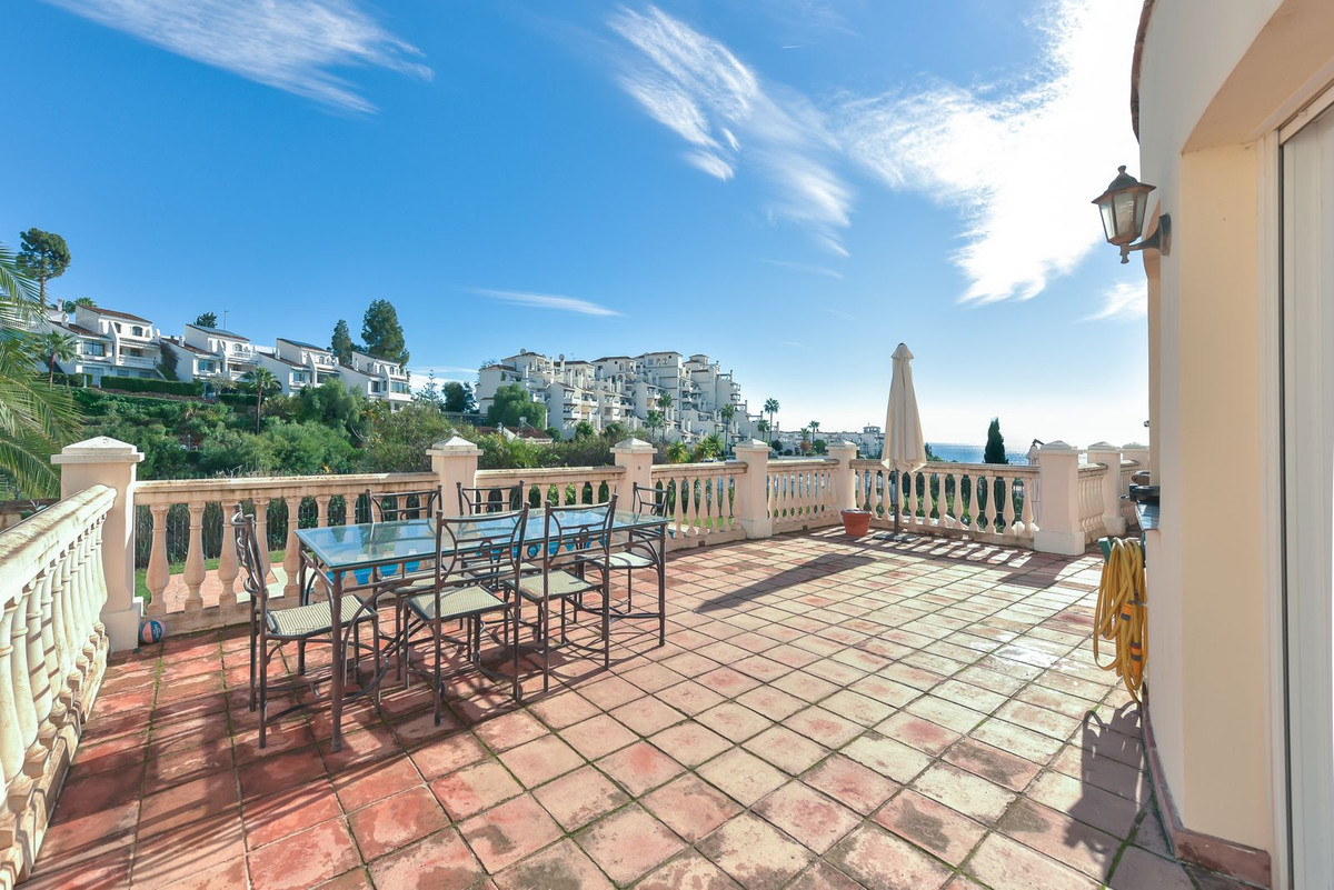 Se vende Villa - Chalet de 3 dormitorios en Costa Del Sol, Málaga, España