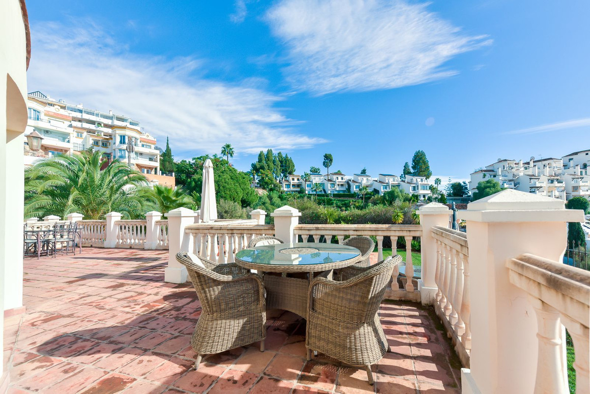 Se vende Villa - Chalet de 3 dormitorios en Costa Del Sol, Málaga, España