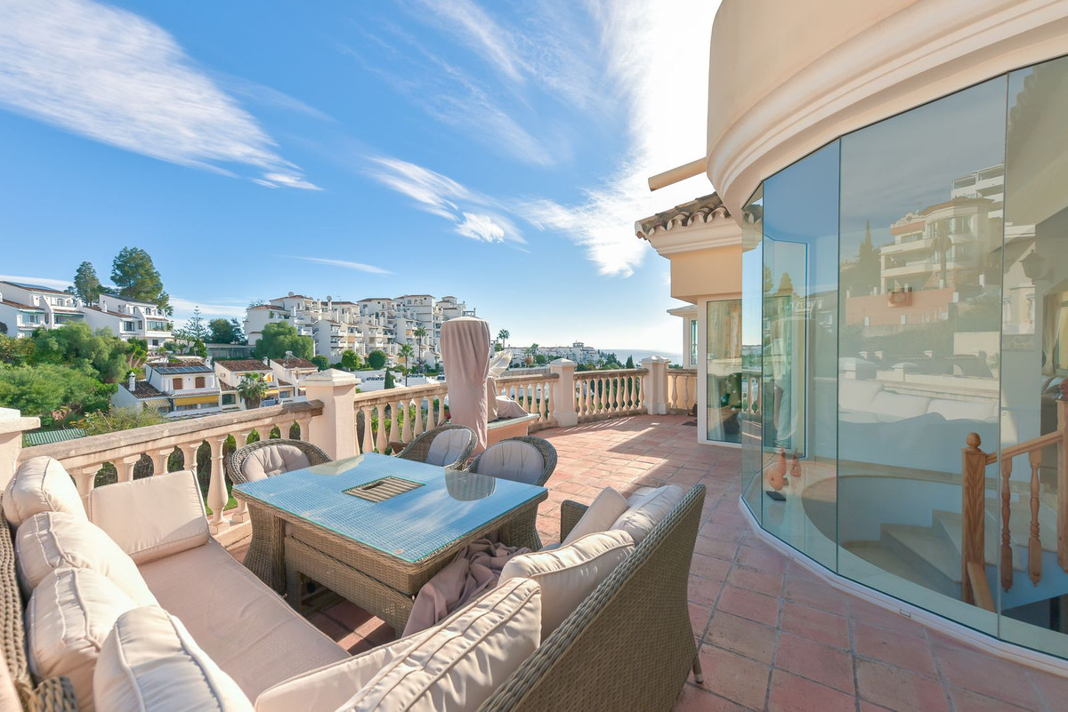 Se vende Villa - Chalet de 3 dormitorios en Costa Del Sol, Málaga, España
