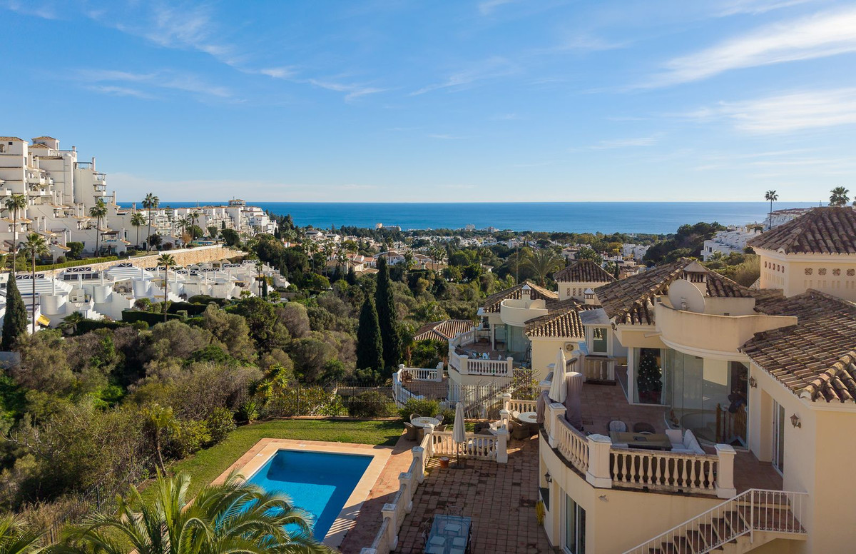 Se vende Villa - Chalet de 3 dormitorios en Costa Del Sol, Málaga, España