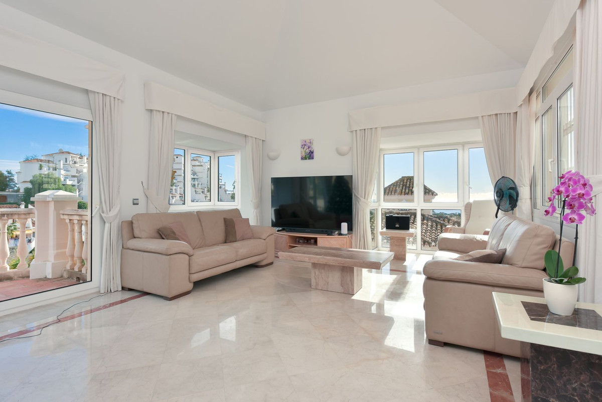 Se vende Villa - Chalet de 3 dormitorios en Costa Del Sol, Málaga, España