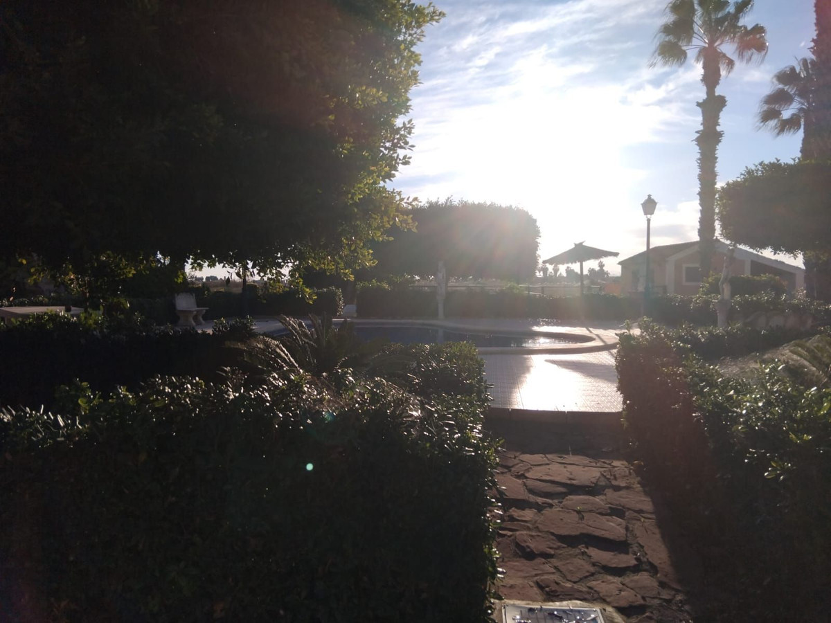 Se vende Villa - Chalet de 5 dormitorios en Costa Blanca, Alicante, España