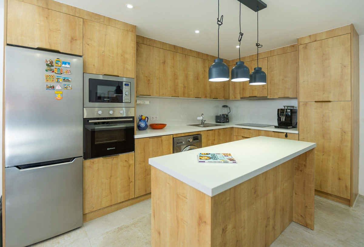 3 Bed Townhouse for sale in Torrevieja Costa Blanca, Alicante, Spain