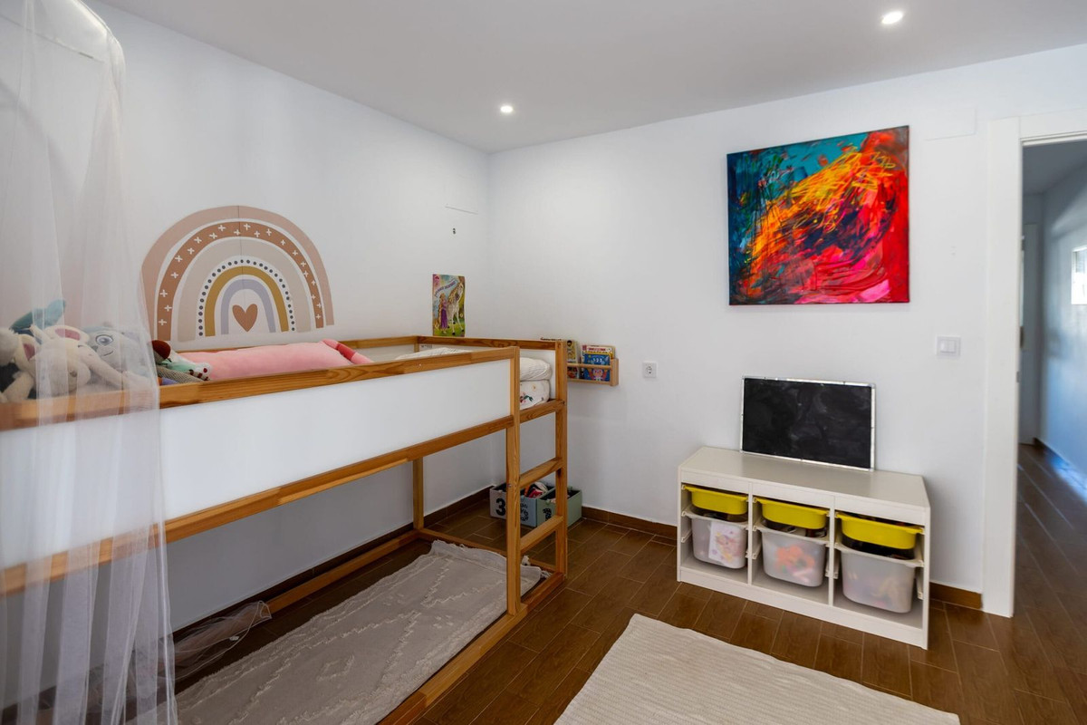 3 Bed Townhouse for sale in Torrevieja Costa Blanca, Alicante, Spain