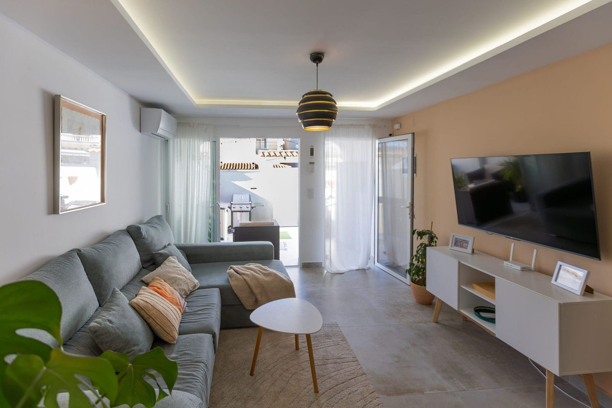 3 Bed Townhouse for sale in Torrevieja Costa Blanca, Alicante, Spain