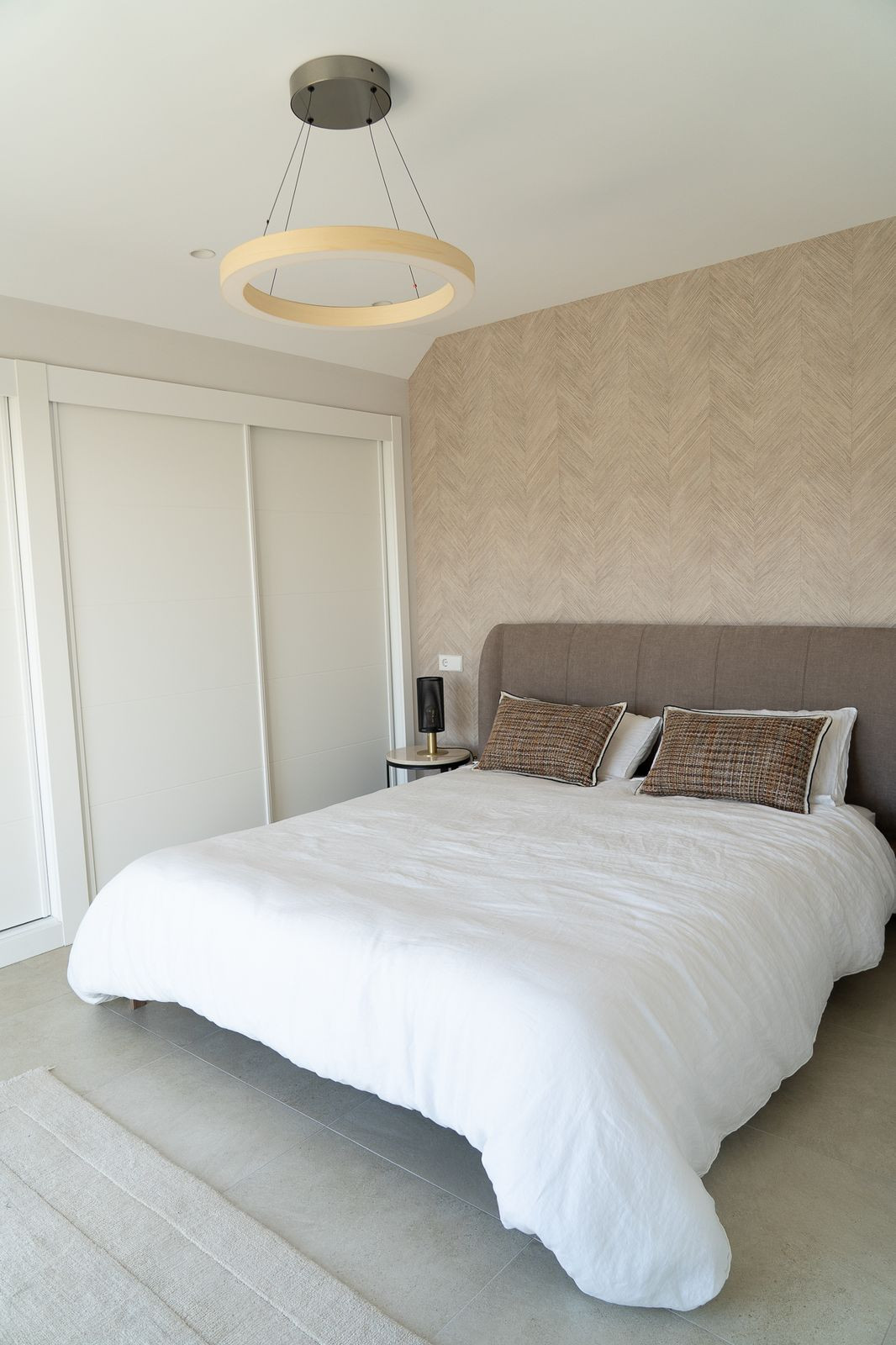 3 Bed Apartment for sale in Estepona Costa Del Sol, Málaga, Spain