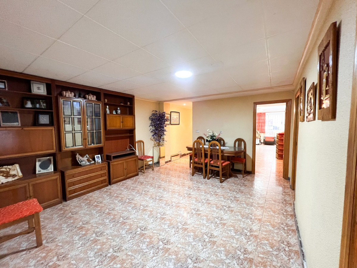 3 Bed Apartment for sale in Guardamar Del Segura Costa Blanca, Alicante, Spain