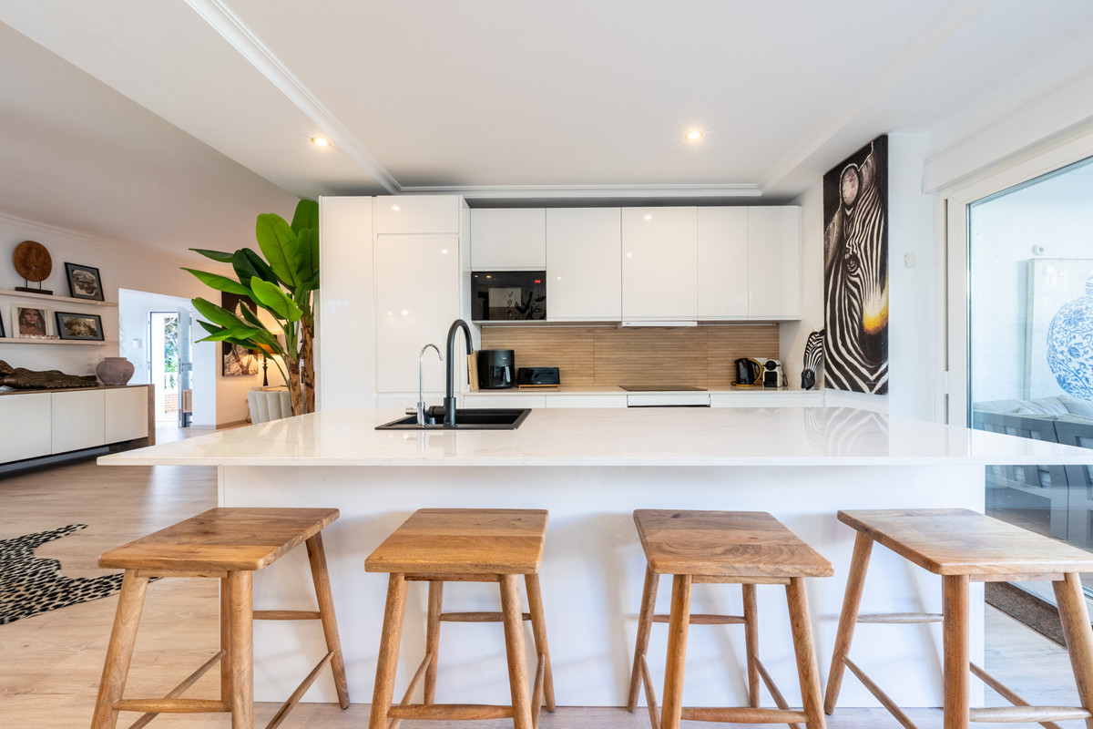 3 Bed Townhouse for sale in Hacienda Las Chapas Costa Del Sol, Málaga, Spain