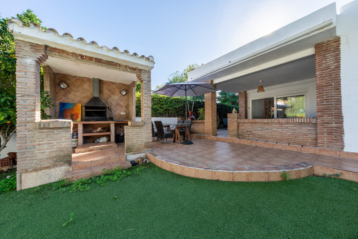 3 Bed Townhouse for sale in Hacienda Las Chapas Costa Del Sol, Málaga, Spain