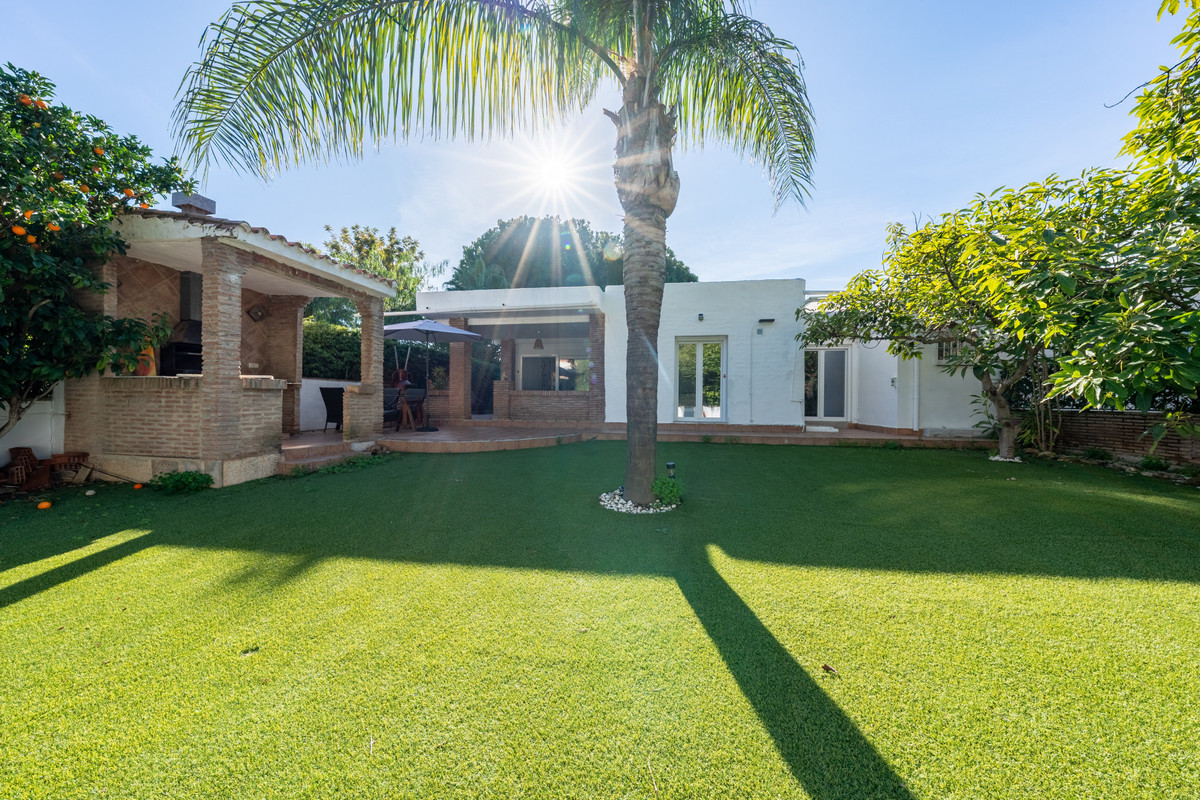 3 Bed Townhouse for sale in Hacienda Las Chapas Costa Del Sol, Málaga, Spain