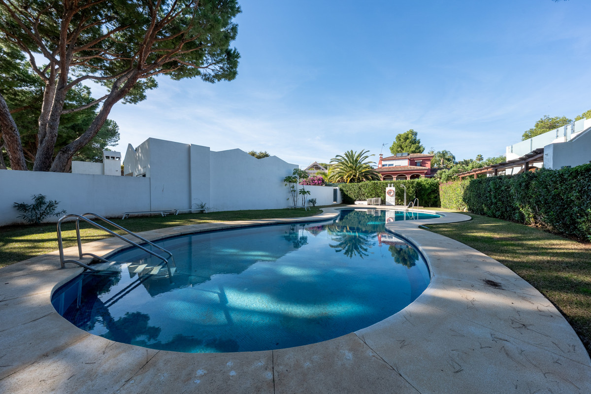 3 Bed Townhouse for sale in Hacienda Las Chapas Costa Del Sol, Málaga, Spain