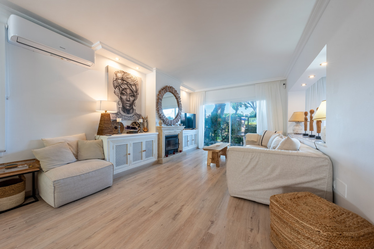 3 Bed Townhouse for sale in Hacienda Las Chapas Costa Del Sol, Málaga, Spain