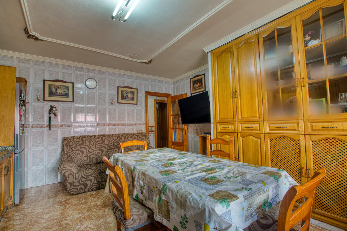Se vende Villa - Chalet de 4 dormitorios en Costa Del Sol East, Málaga, España