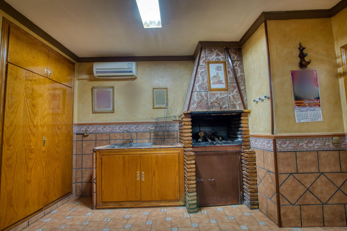 Se vende Villa - Chalet de 4 dormitorios en Costa Del Sol East, Málaga, España
