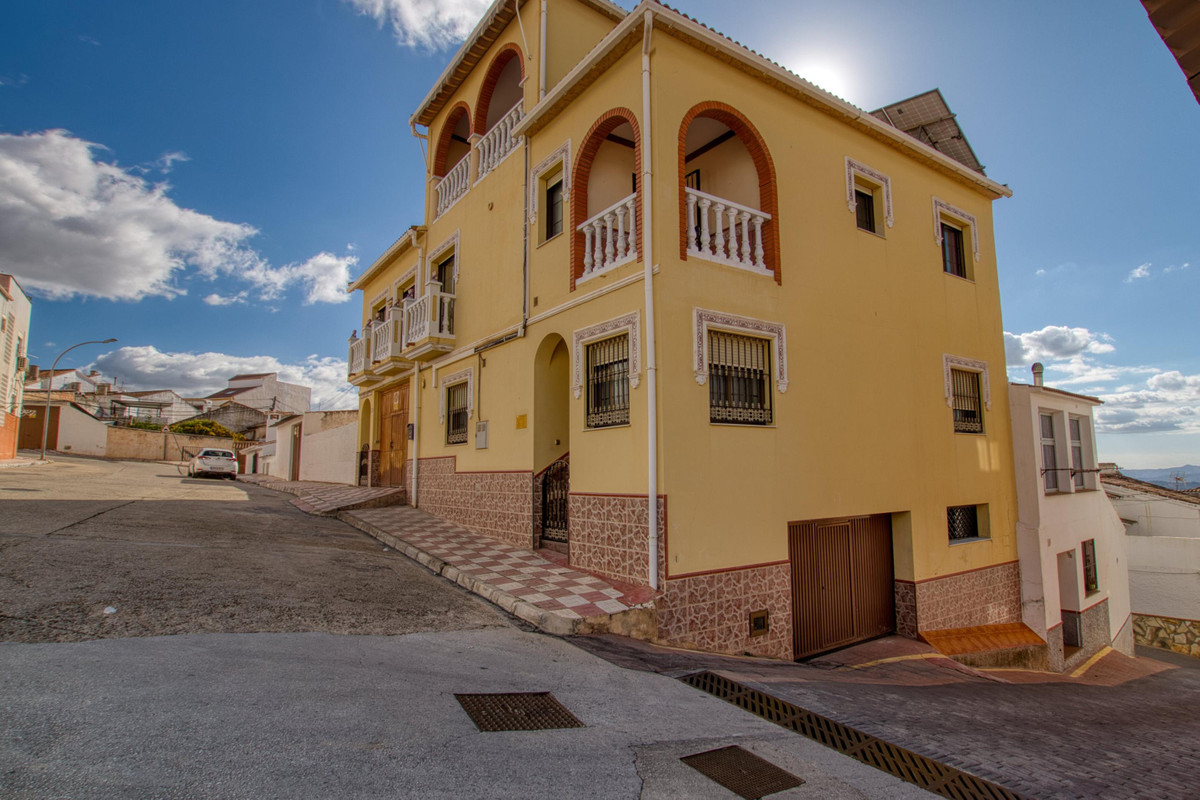 Se vende Villa - Chalet de 4 dormitorios en Costa Del Sol East, Málaga, España
