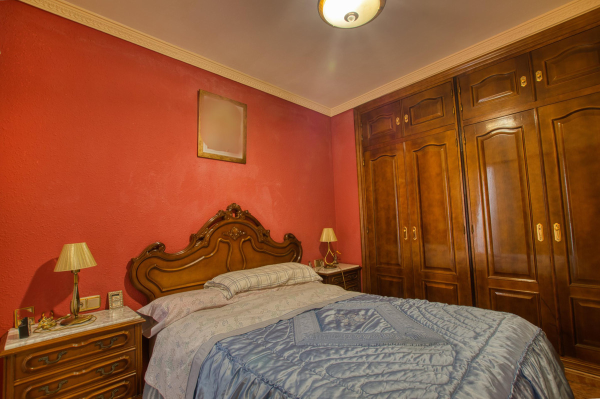 Se vende Villa - Chalet de 4 dormitorios en Costa Del Sol East, Málaga, España