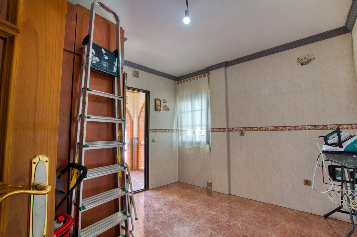 Se vende Villa - Chalet de 4 dormitorios en Costa Del Sol East, Málaga, España