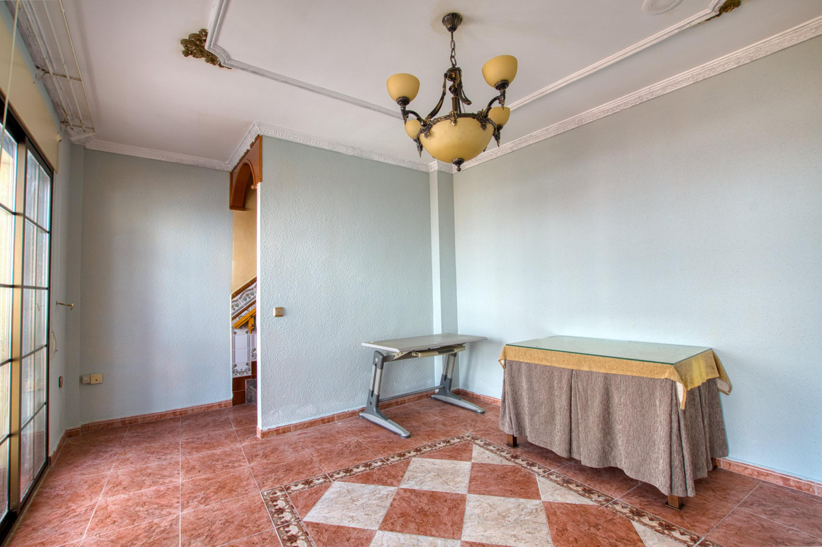 Se vende Villa - Chalet de 4 dormitorios en Costa Del Sol East, Málaga, España