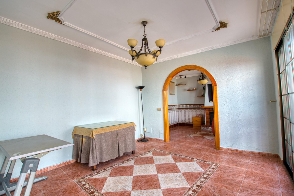 Se vende Villa - Chalet de 4 dormitorios en Costa Del Sol East, Málaga, España