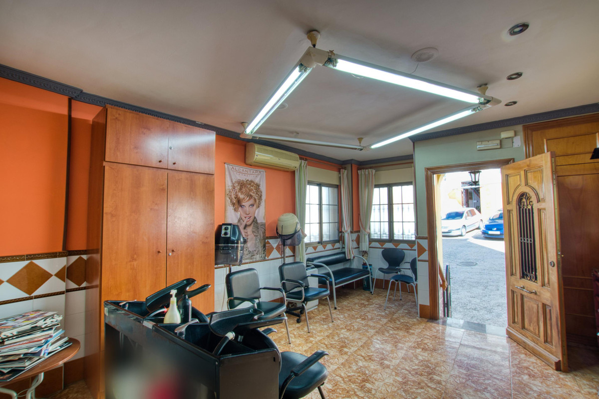 Se vende Villa - Chalet de 4 dormitorios en Costa Del Sol East, Málaga, España