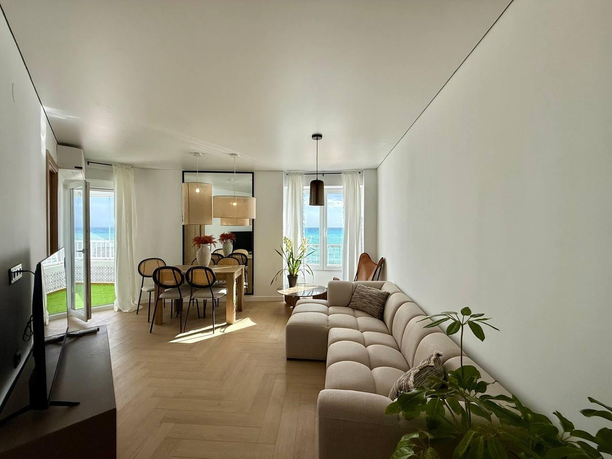 Se vende Apartamento Planta Media de 3 dormitorios en Costa Blanca, Alicante, España