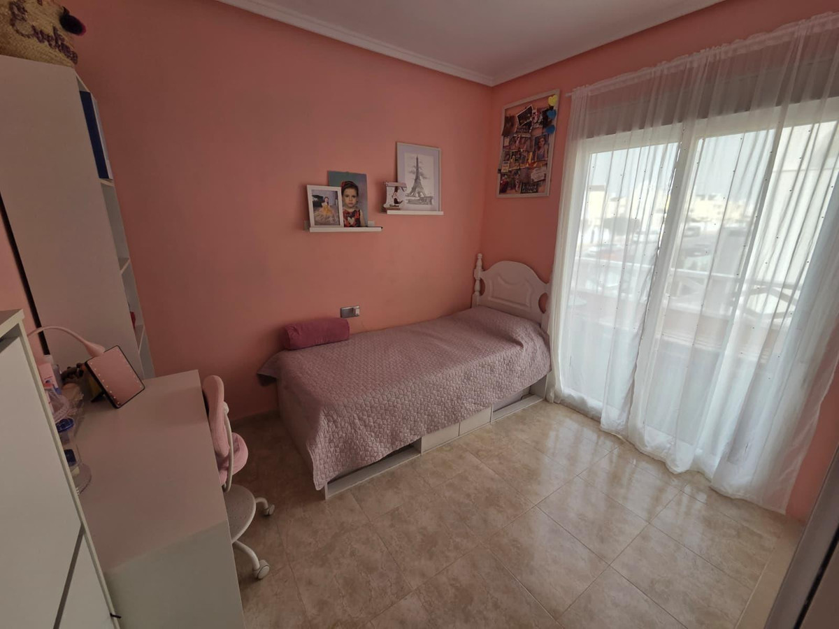 Se vende Bungalow de 3 dormitorios en Costa Blanca, Alicante, España