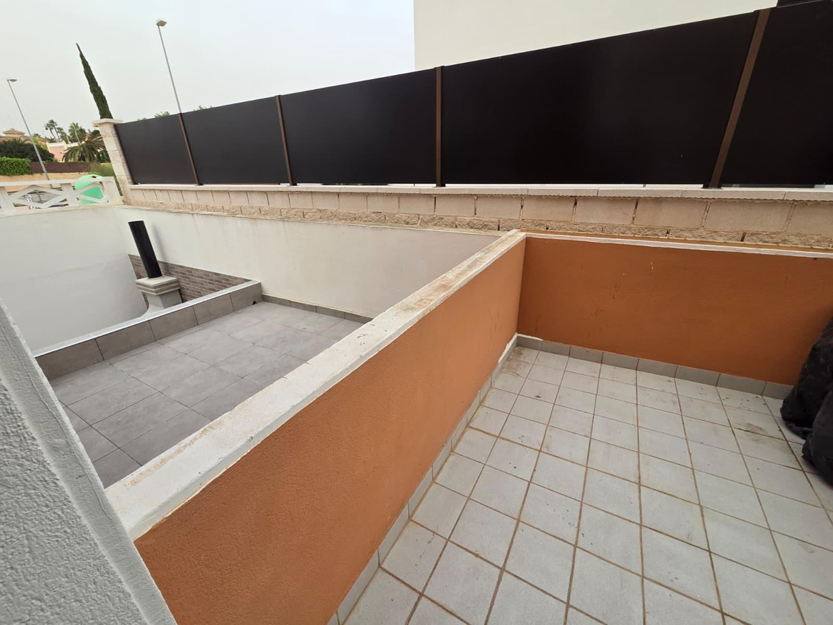 Se vende Bungalow de 3 dormitorios en Costa Blanca, Alicante, España