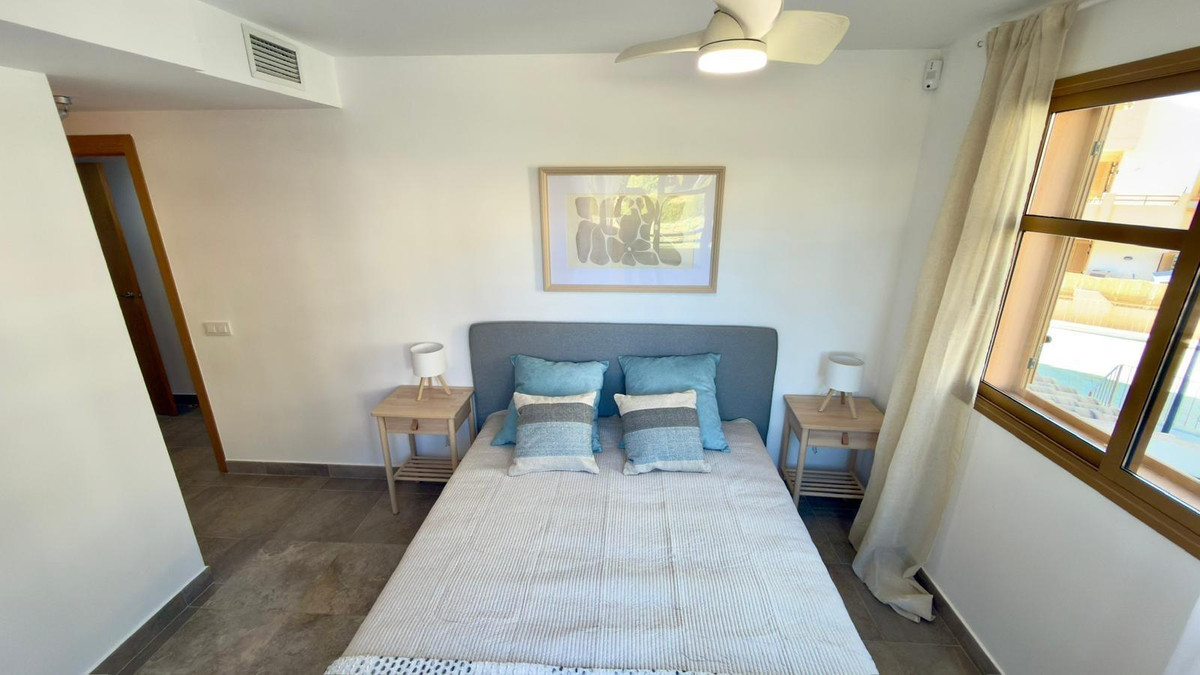 Se vende Apartamento Planta Media de 2 dormitorios en Costa Blanca, Alicante, España