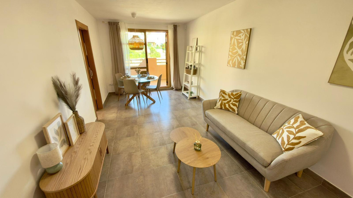 Se vende Apartamento Planta Media de 2 dormitorios en Costa Blanca, Alicante, España