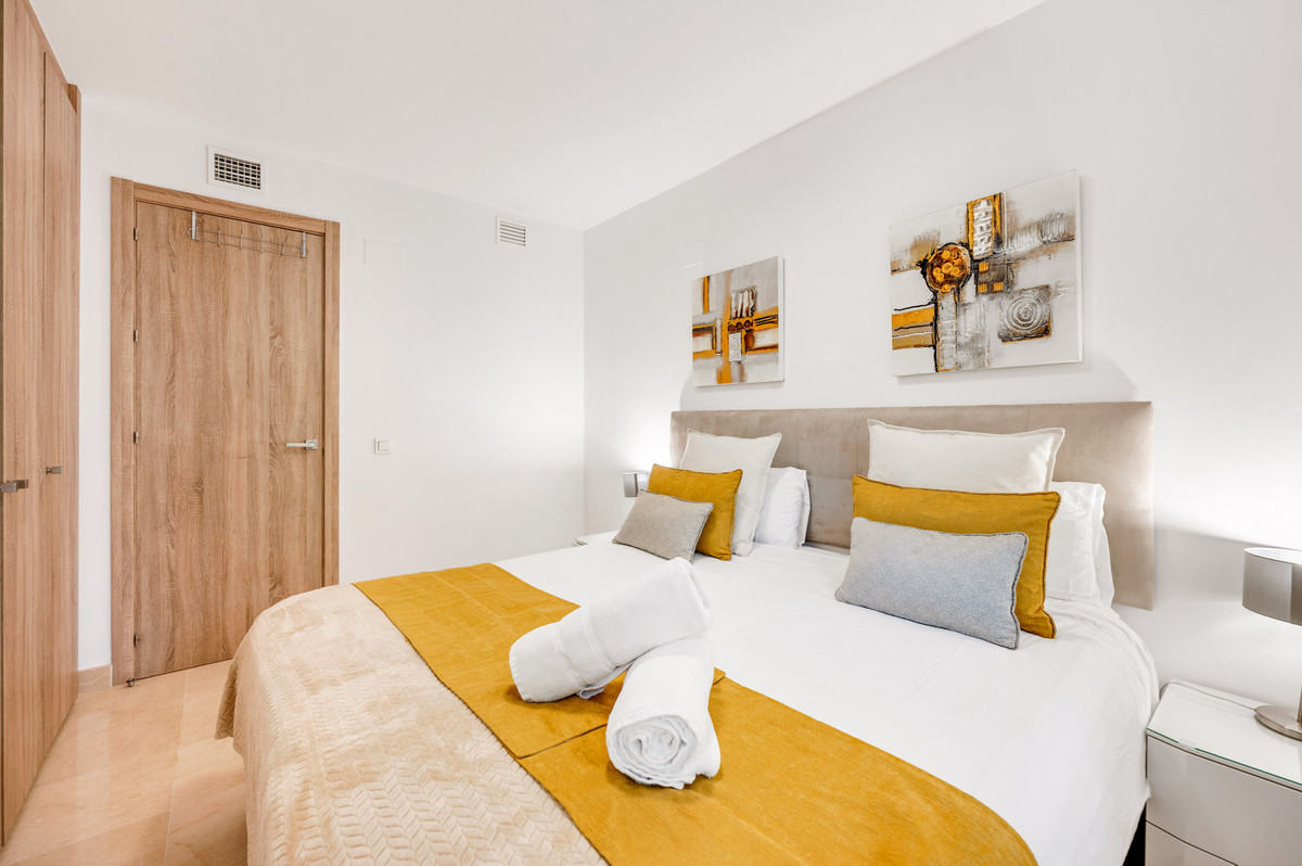 3 Bed Apartment for sale in Puerto Banús Costa Del Sol, Málaga, Spain