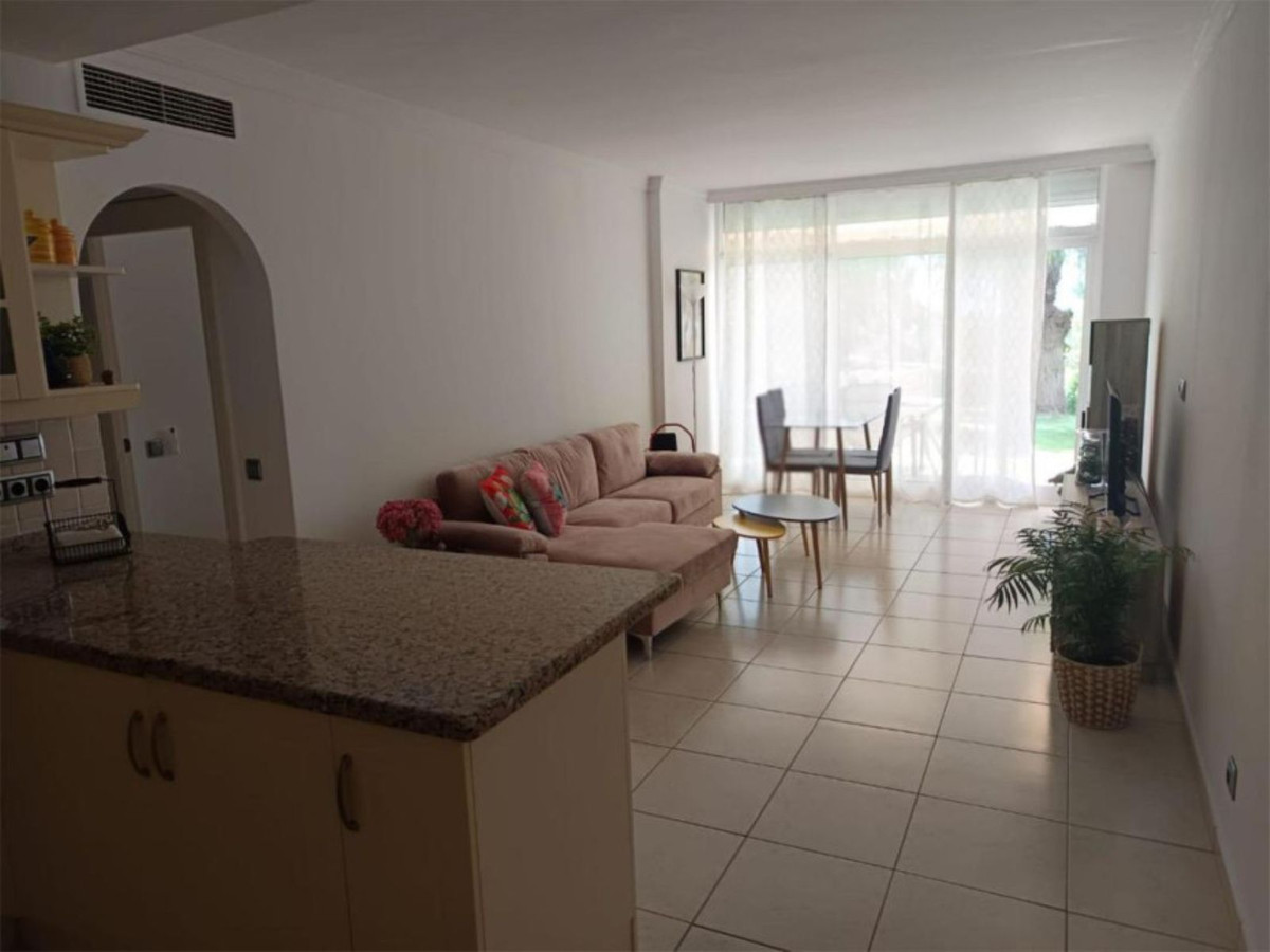 Se vende Apartamento Planta Baja de 2 dormitorios en Costa Del Sol, Málaga, España