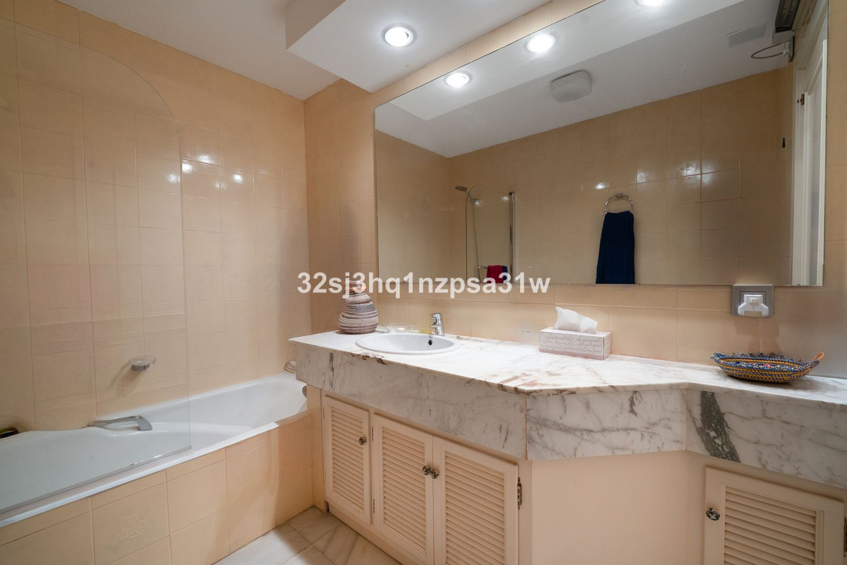 4 Bed Apartment for sale in Guadalmina Baja Costa Del Sol, Málaga, Spain