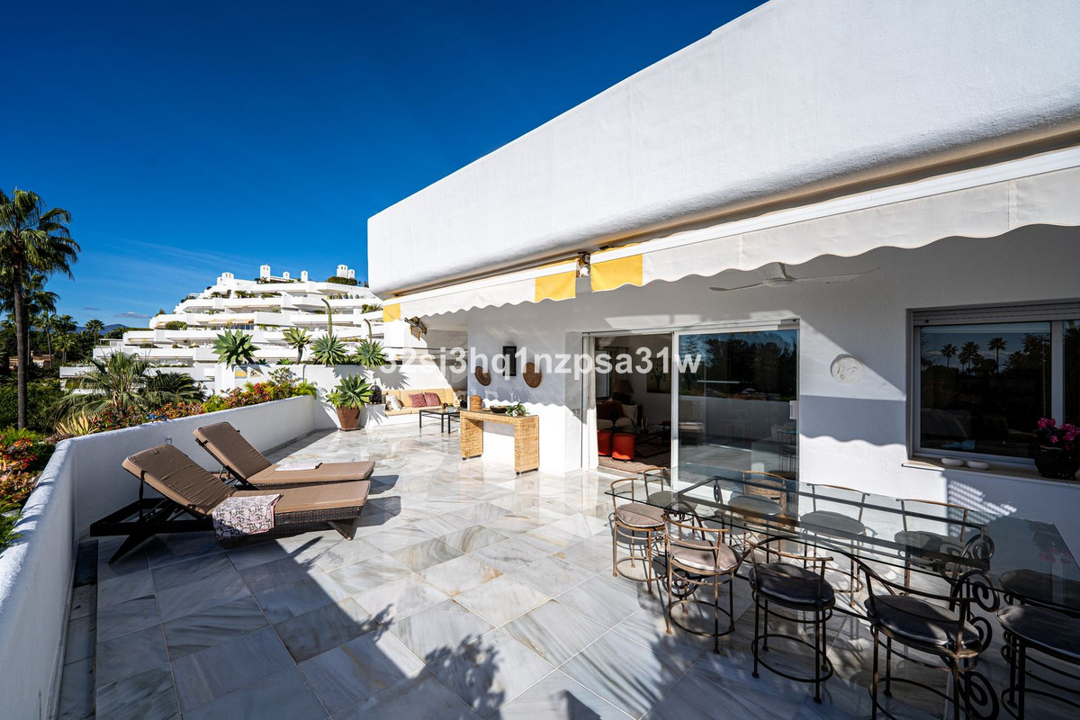 4 Bed Apartment for sale in Guadalmina Baja Costa Del Sol, Málaga, Spain