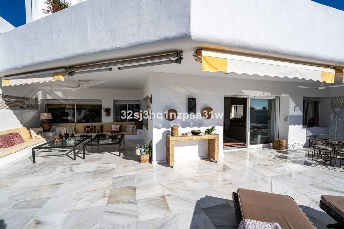 4 Bed Apartment for sale in Guadalmina Baja Costa Del Sol, Málaga, Spain