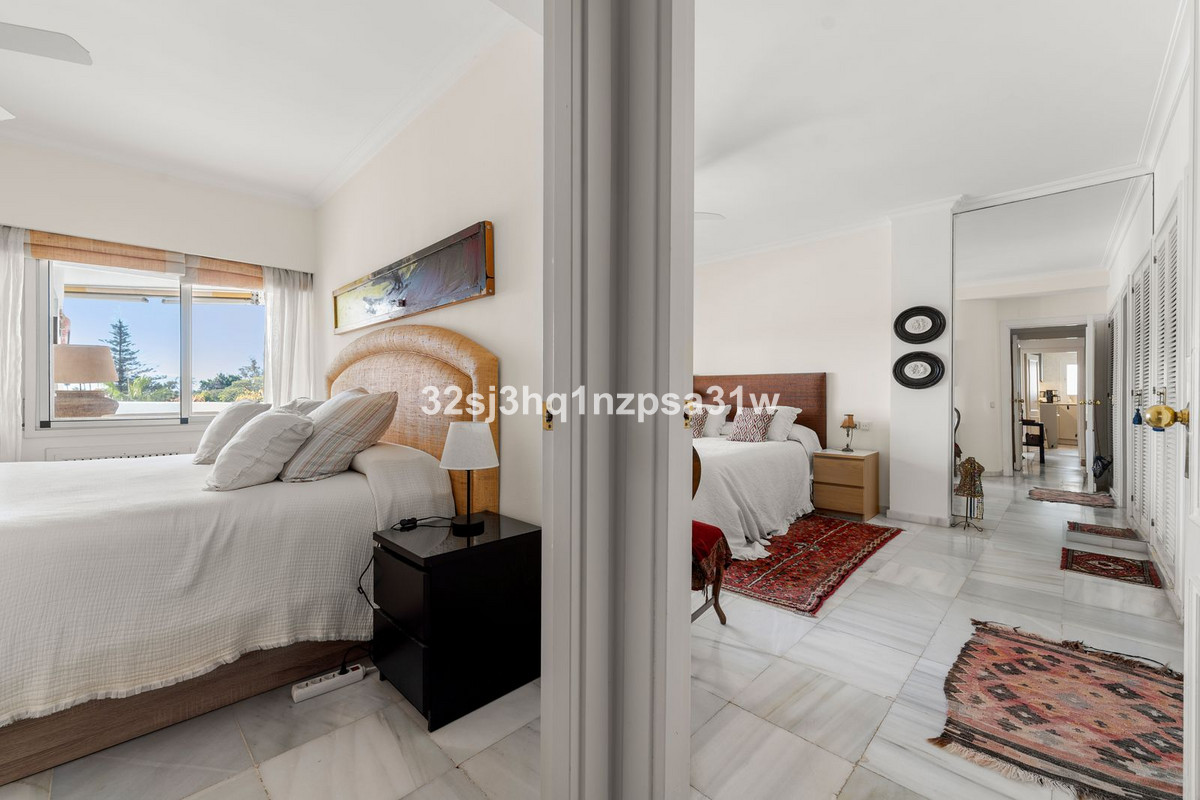4 Bed Apartment for sale in Guadalmina Baja Costa Del Sol, Málaga, Spain