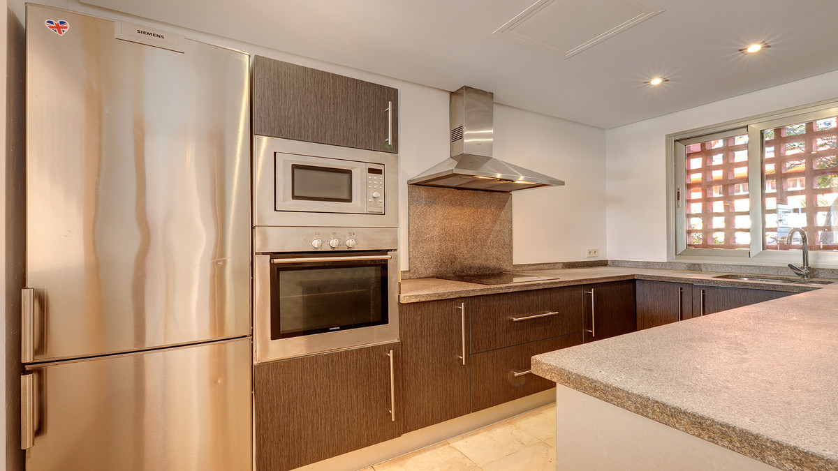 2 Bed Townhouse for sale in Manilva Costa Del Sol, Málaga, Spain