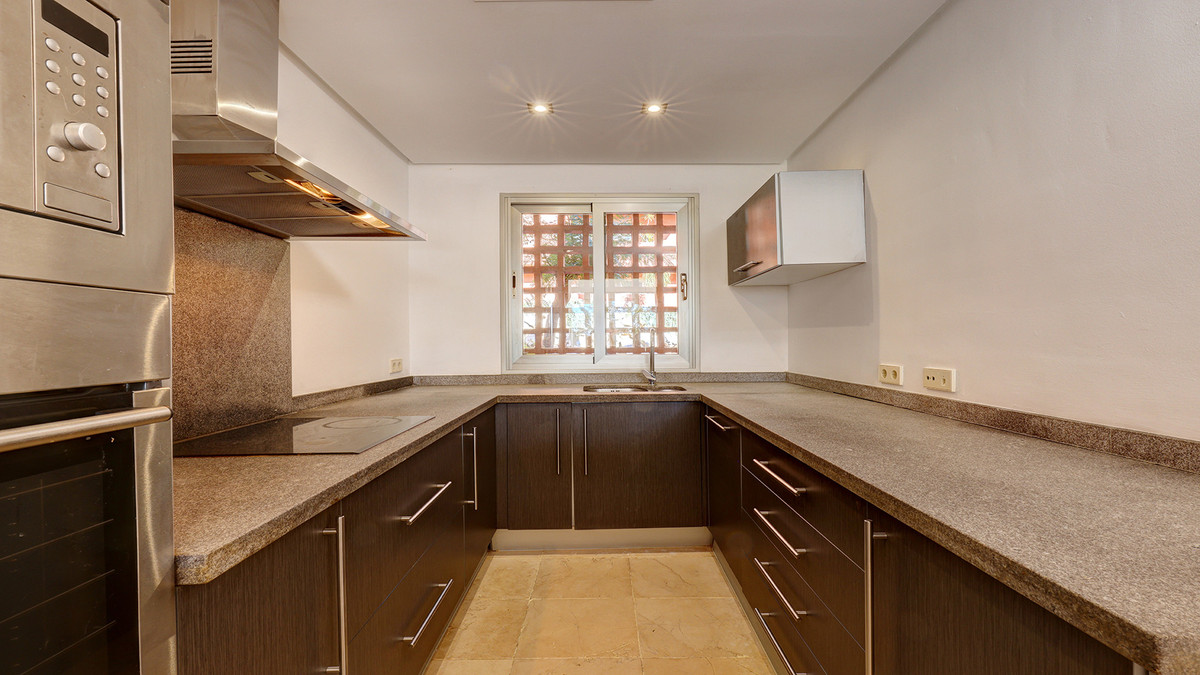 2 Bed Townhouse for sale in Manilva Costa Del Sol, Málaga, Spain