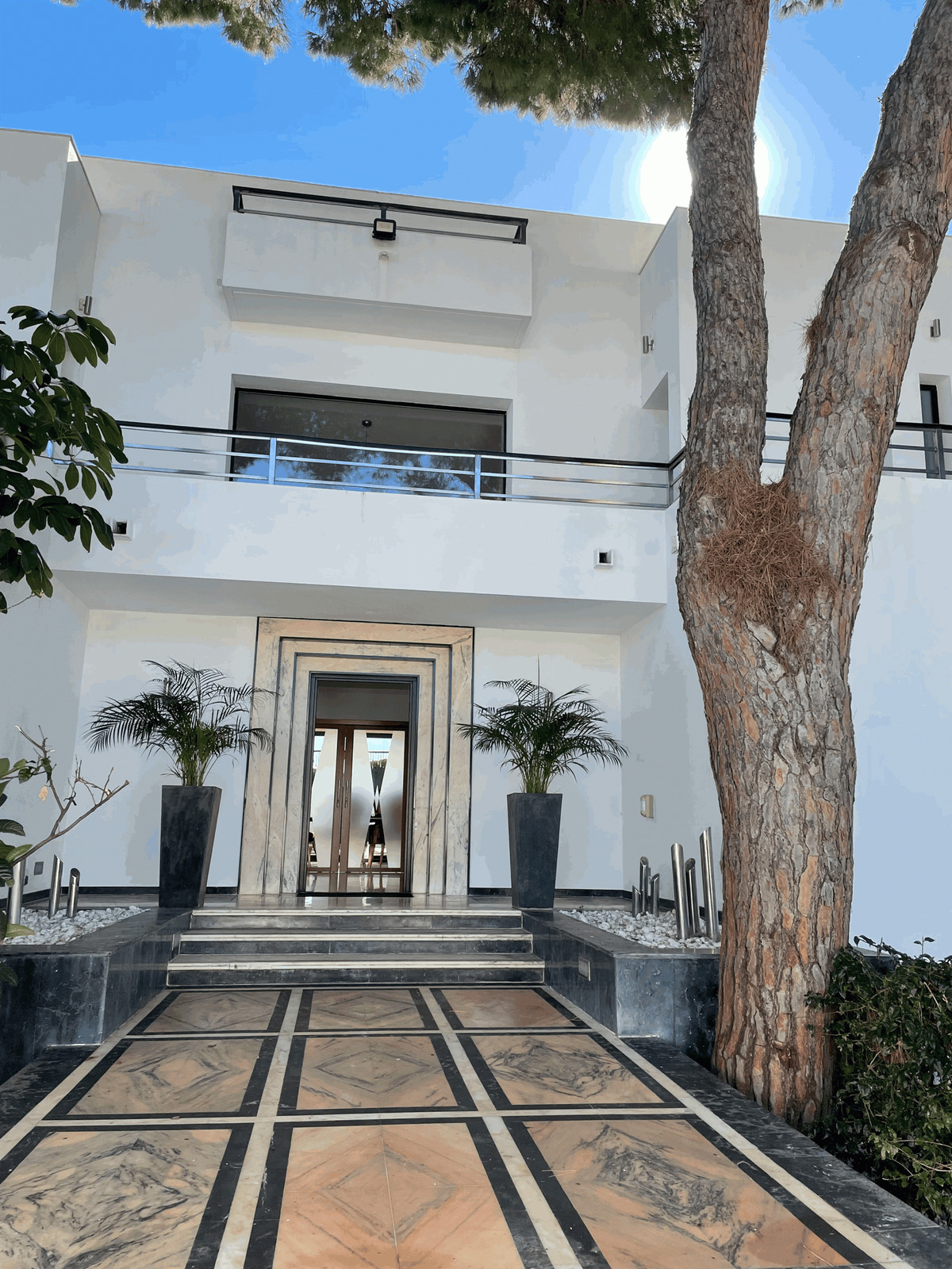 8 Bed Townhouse for sale in Artola Costa Del Sol, Málaga, Spain