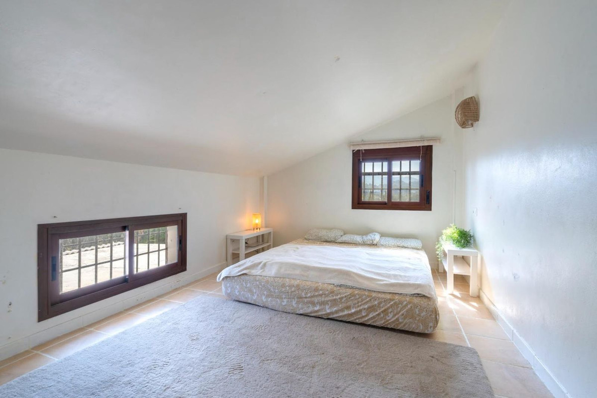 3 Bed Townhouse for sale in Coín Costa Del Sol, Málaga, Spain