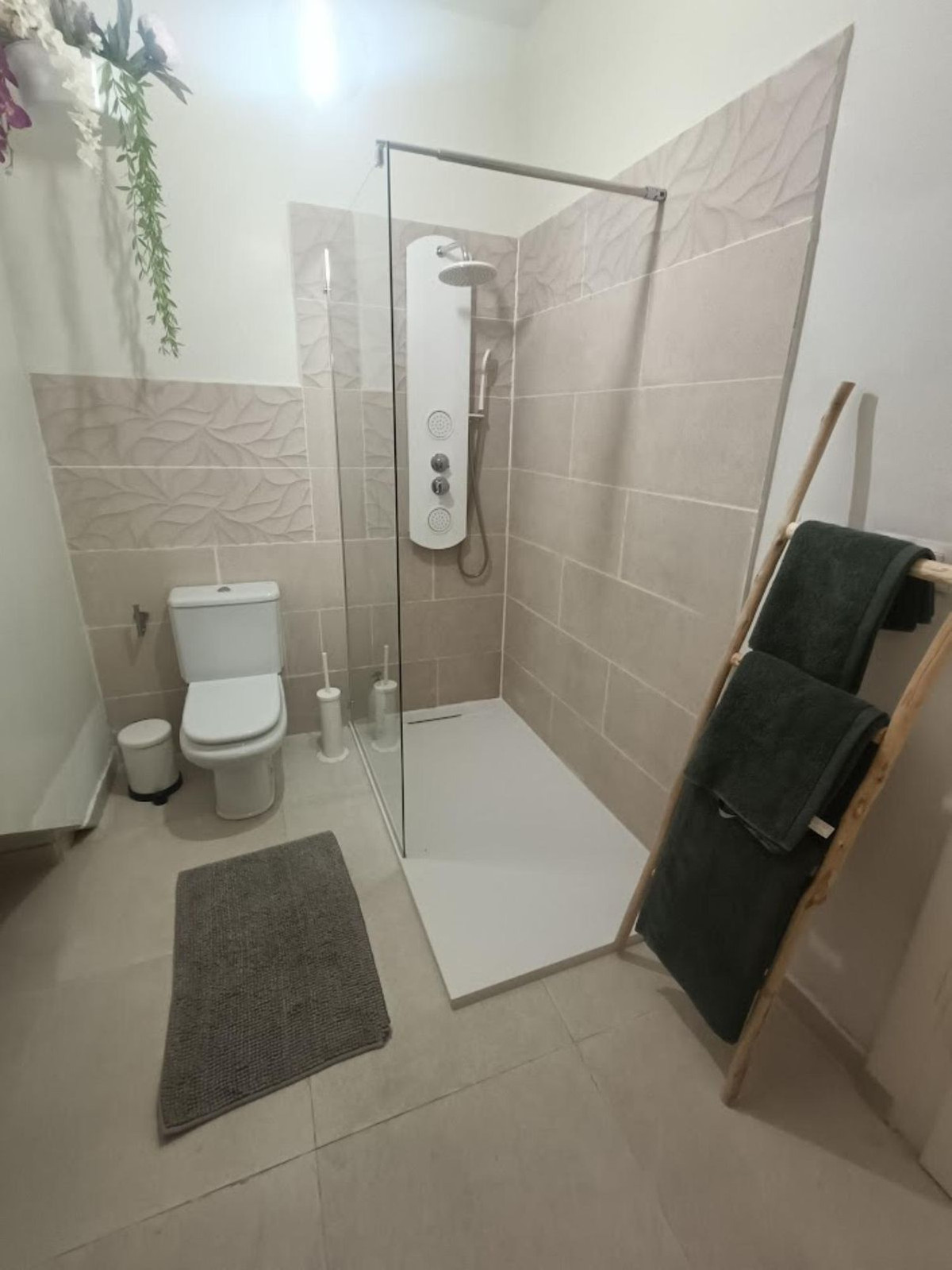3 Bed Townhouse for sale in Coín Costa Del Sol, Málaga, Spain