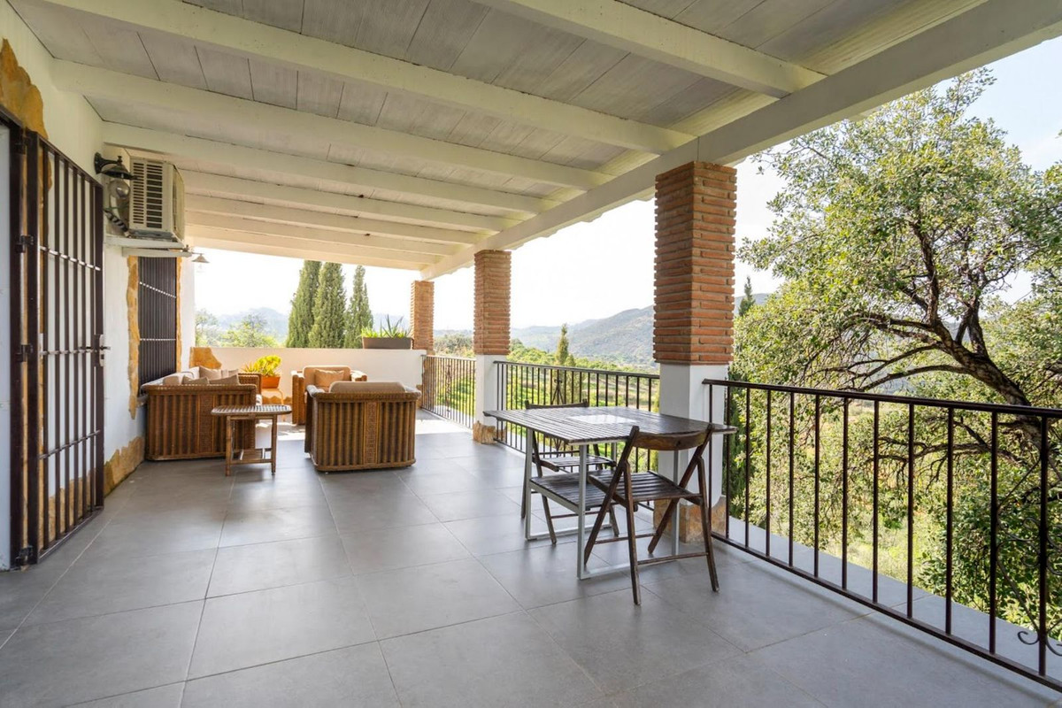 3 Bed Townhouse for sale in Coín Costa Del Sol, Málaga, Spain