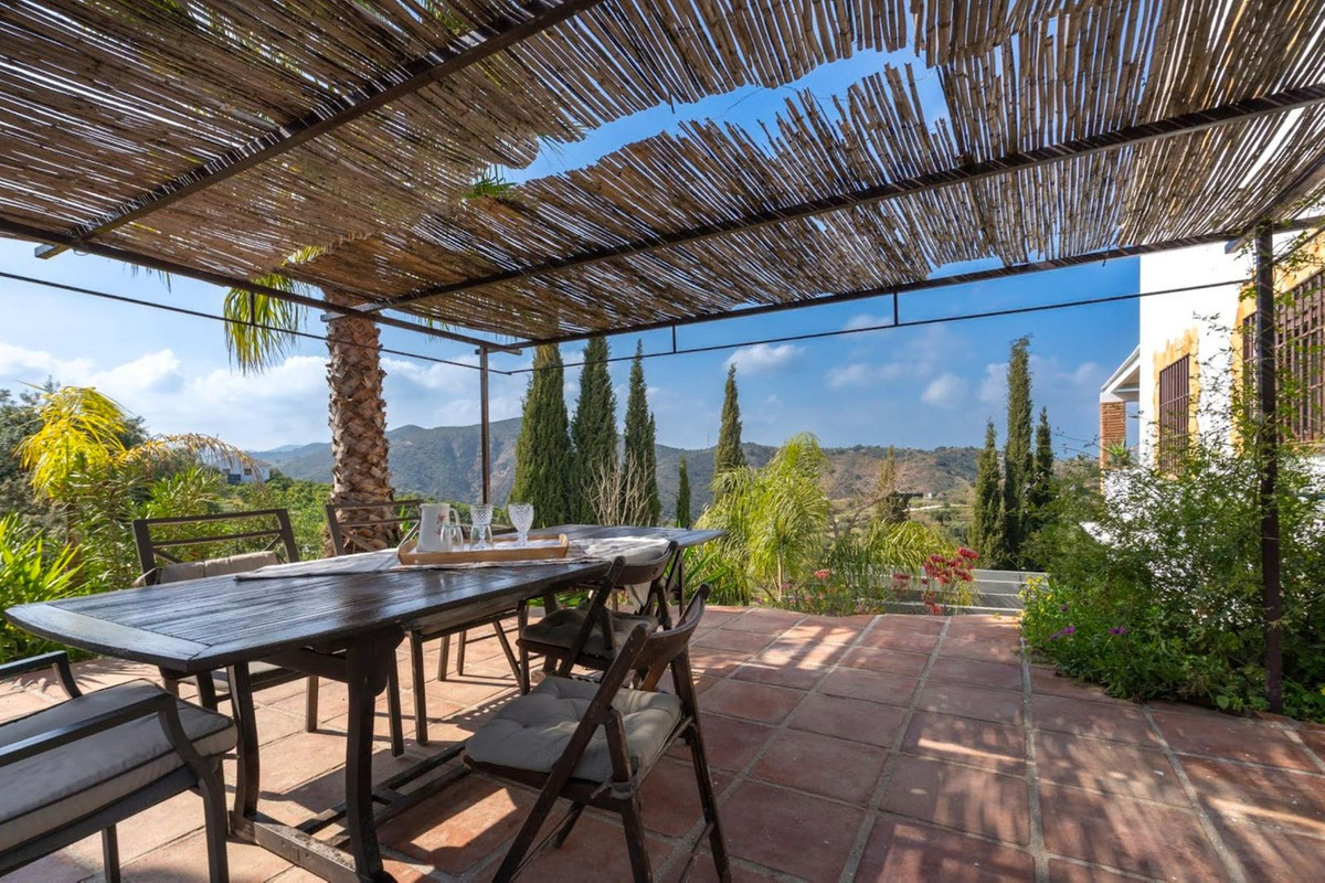 3 Bed Townhouse for sale in Coín Costa Del Sol, Málaga, Spain