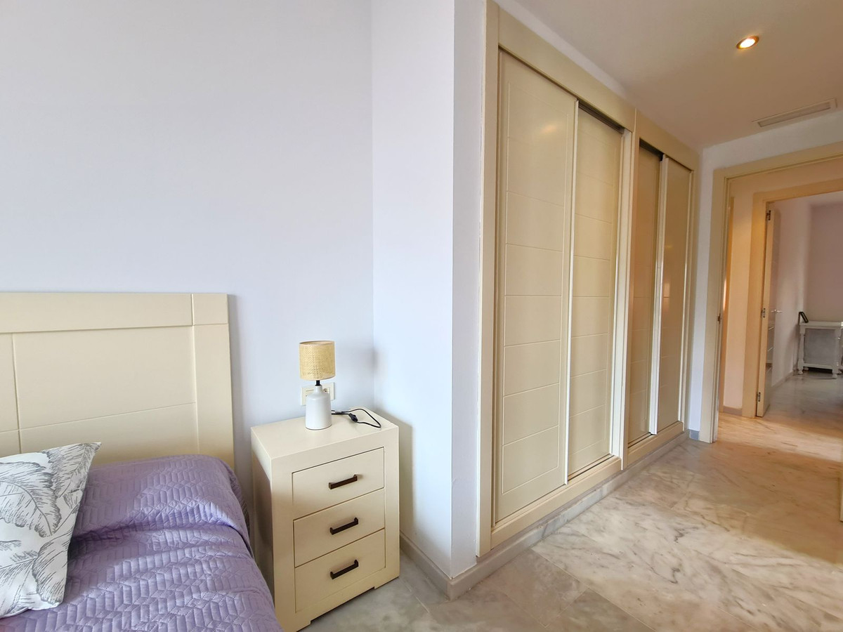 3 Bed Apartment for sale in Estepona Costa Del Sol, Málaga, Spain